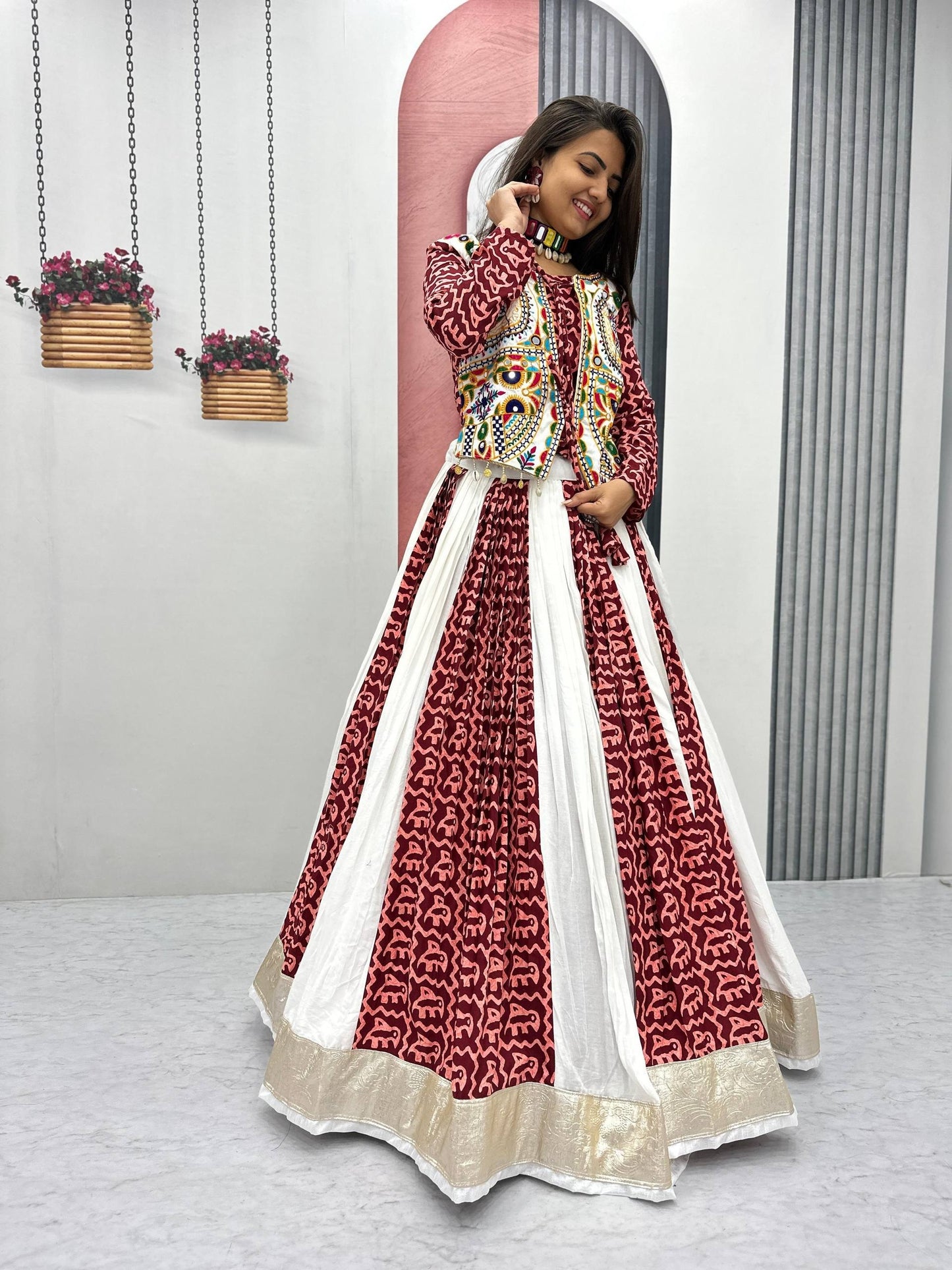 women’s navratri special pure cotton lehenga choli with gamathi work | 6 meter flair traditional garba outfit