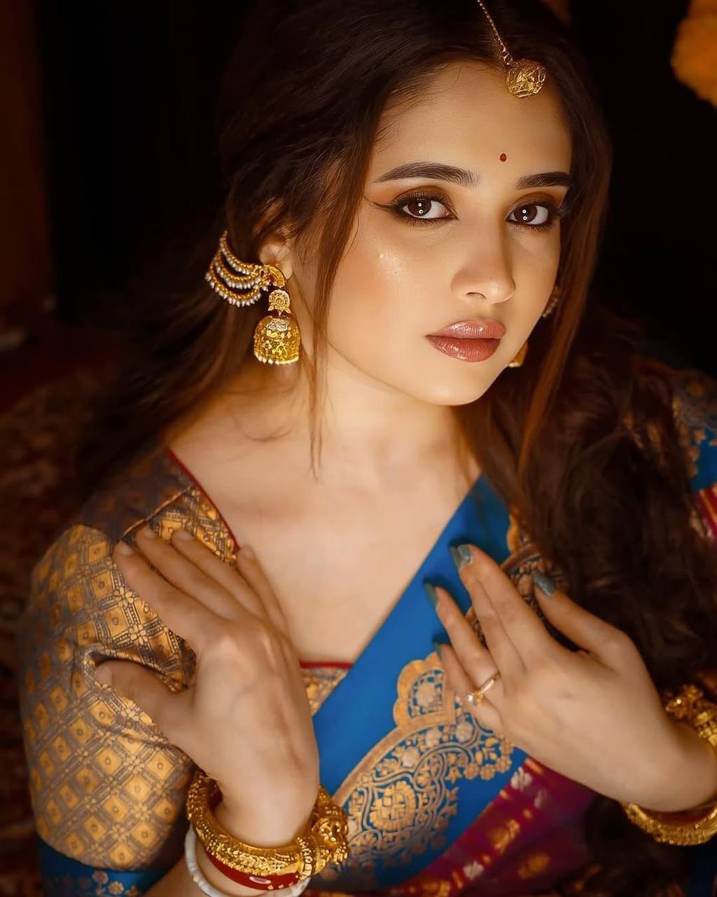 women’s soft lichi silk saree with rich pallu & all over jacquard work | traditional festive saree