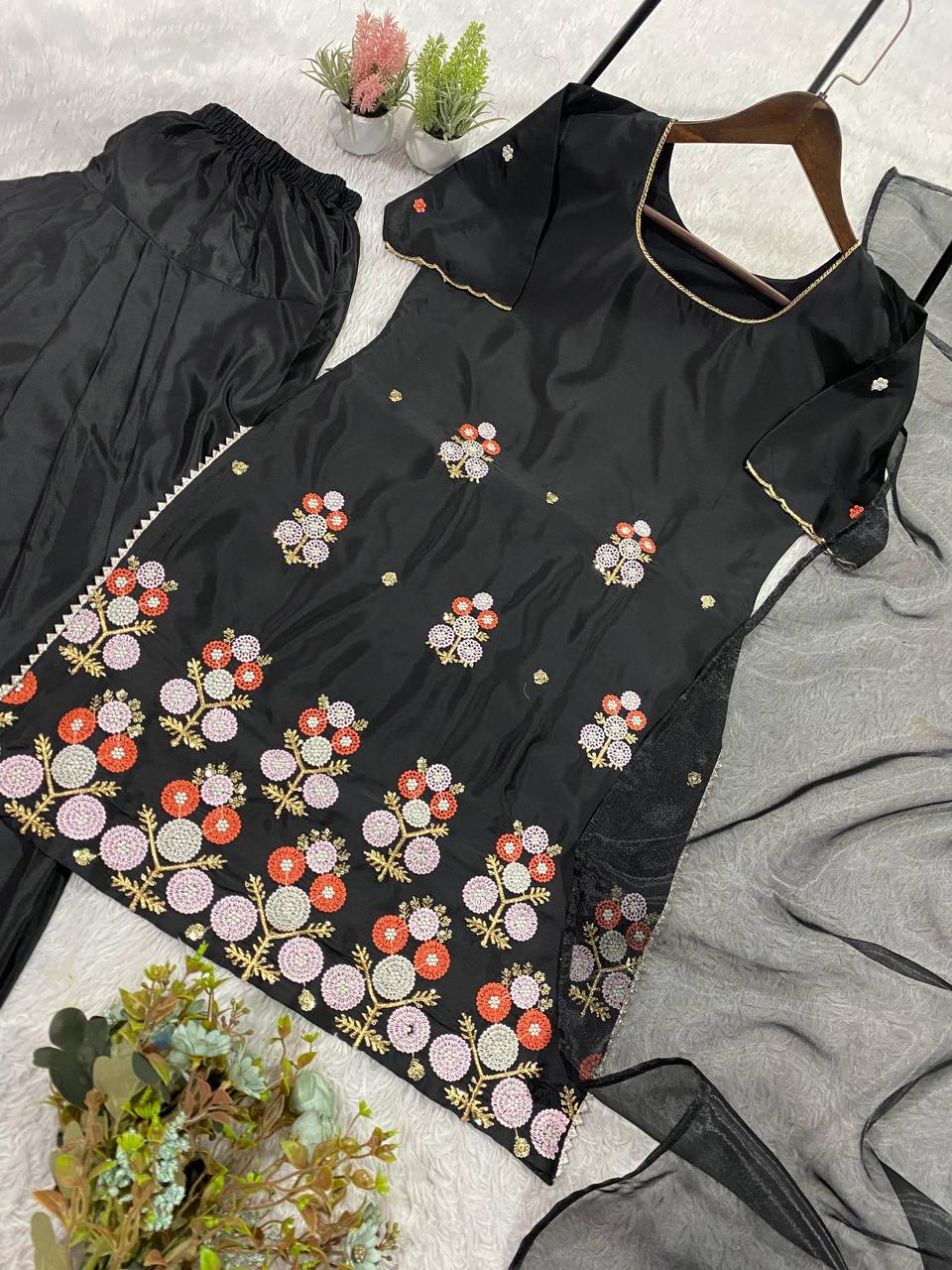 hania amir inspired this session sequence embroidery worked top, farsi salwaar with dupatta