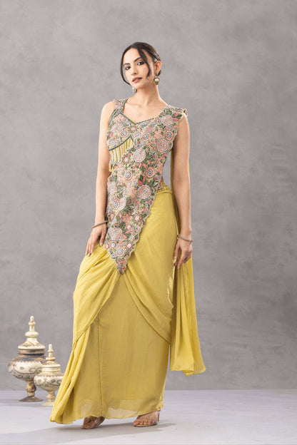 WE ARE LAUNCHING NEW SUPERHIT TRENDING READY TO WEAR SAREE WITH EMBROIDERED STYLIST BLOUSE ON CHINON FABRIC