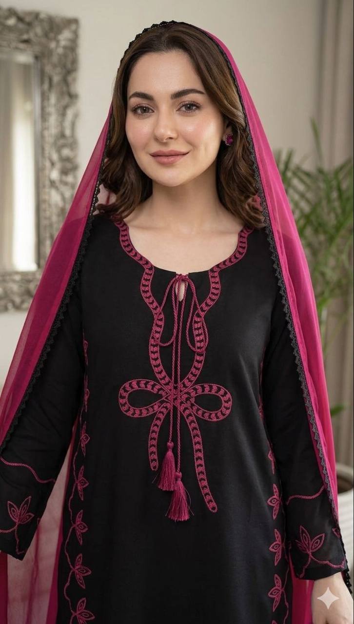 hania amir inspired this summer season wear pakistani suit with embroidered worked top, plazzo and dupatta